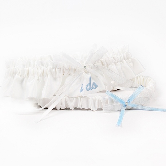 Cathy's Concept Embroidered "I Do" White Garter - Picture 2 of 7